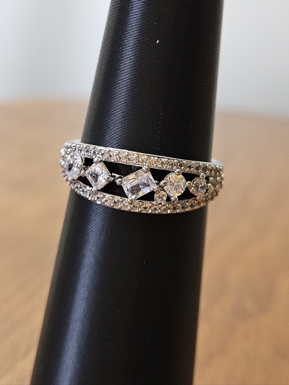 "The Lainey Ring" Bomb Party Ring RBP7592 Size 9